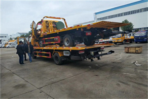 界首同城汽车补胎